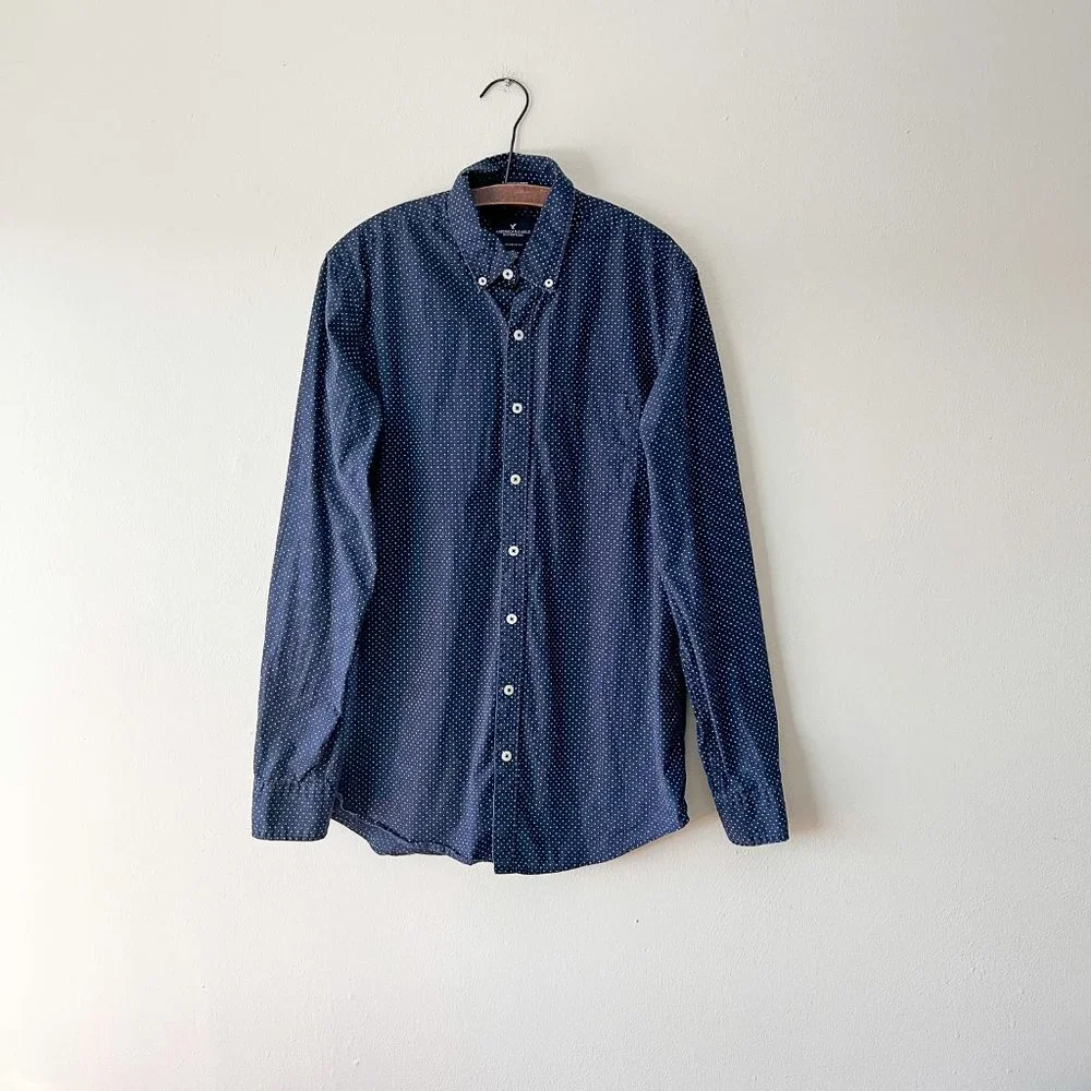 MT American Eagle Classic Fit Seriously Soft Dots Blue White Button Down Tall - Picture 5 of 8